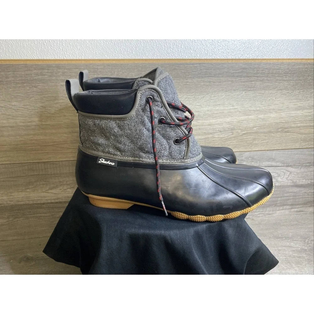 Skechers Pond Duck Boots Womens 11 Black Charcoal Good Waterproof Plaid Lined